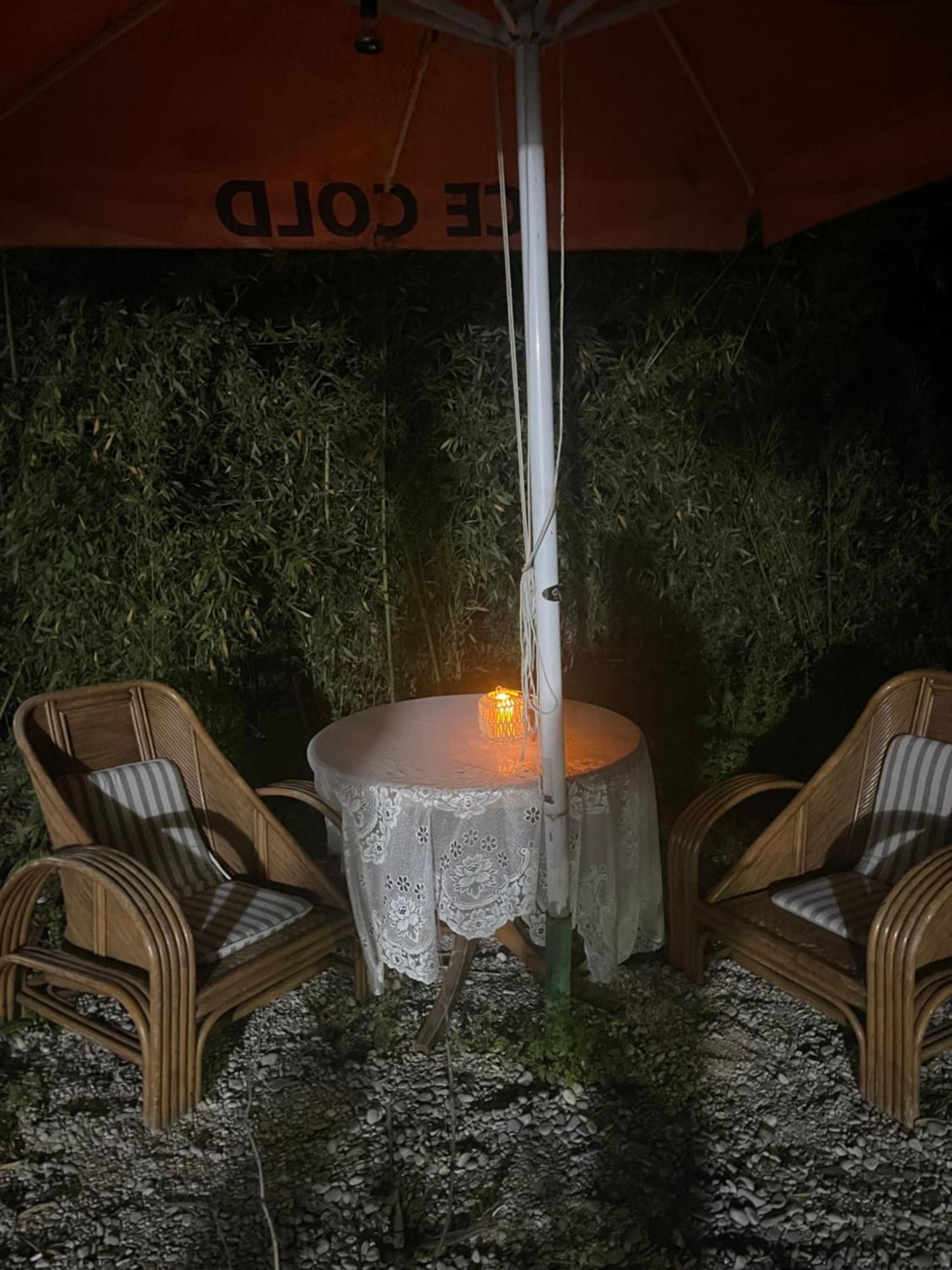 Gezos Apartment Himare Exterior photo